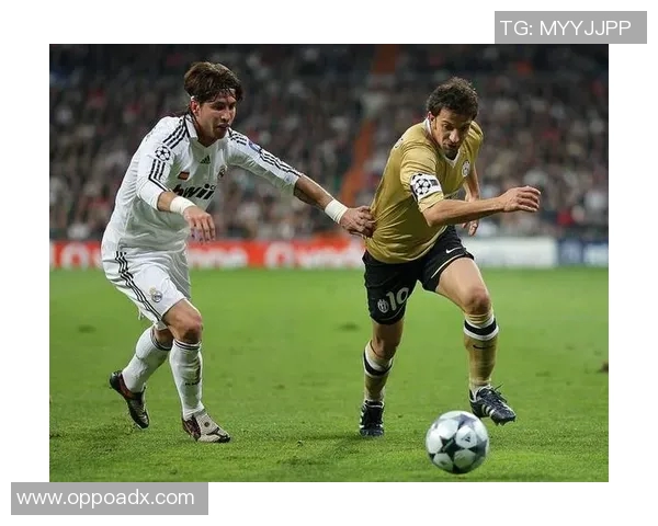 男足球星代签活动火热开展，粉丝热情高涨见证球迷与偶像亲密接触